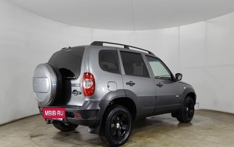 Chevrolet Niva I рестайлинг, 2018 год, 880 000 рублей, 5 фотография