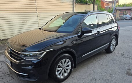 Volkswagen Tiguan II, 2021 год, 2 850 000 рублей, 4 фотография