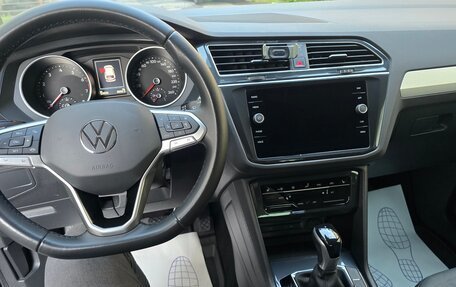 Volkswagen Tiguan II, 2021 год, 2 850 000 рублей, 11 фотография