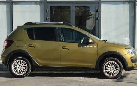Renault Sandero II рестайлинг, 2016 год, 1 050 000 рублей, 4 фотография