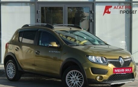 Renault Sandero II рестайлинг, 2016 год, 1 050 000 рублей, 3 фотография