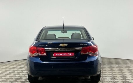 Chevrolet Cruze II, 2010 год, 579 900 рублей, 4 фотография