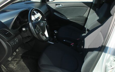 Hyundai Solaris II рестайлинг, 2014 год, 1 050 000 рублей, 14 фотография