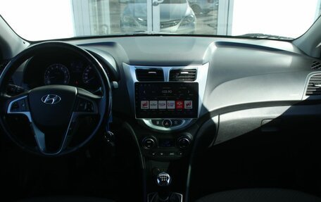 Hyundai Solaris II рестайлинг, 2014 год, 1 050 000 рублей, 16 фотография