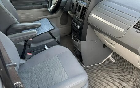 Dodge Caravan V, 2007 год, 590 000 рублей, 3 фотография