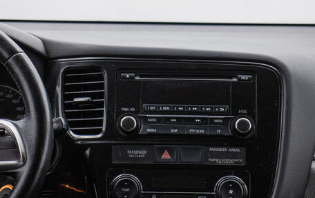 Mitsubishi Outlander III рестайлинг 3, 2013 год, 1 120 000 рублей, 14 фотография