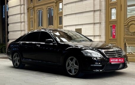 Mercedes-Benz S-Класс, 2008 год, 1 100 000 рублей, 2 фотография