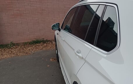 Volkswagen Tiguan II, 2018 год, 2 350 000 рублей, 6 фотография