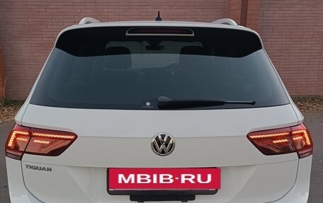 Volkswagen Tiguan II, 2018 год, 2 350 000 рублей, 4 фотография
