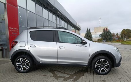 Renault Sandero II рестайлинг, 2021 год, 975 000 рублей, 4 фотография