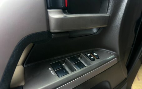 Toyota Land Cruiser 200, 2008 год, 2 999 000 рублей, 11 фотография
