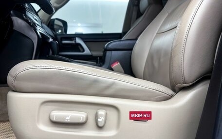 Toyota Land Cruiser 200, 2008 год, 2 999 000 рублей, 13 фотография