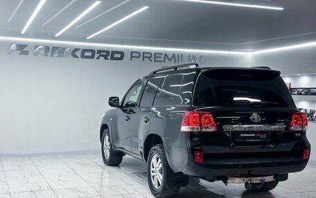 Toyota Land Cruiser 200, 2008 год, 2 999 000 рублей, 31 фотография