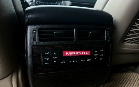 Toyota Land Cruiser 200, 2008 год, 2 999 000 рублей, 28 фотография