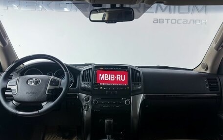 Toyota Land Cruiser 200, 2008 год, 2 999 000 рублей, 29 фотография