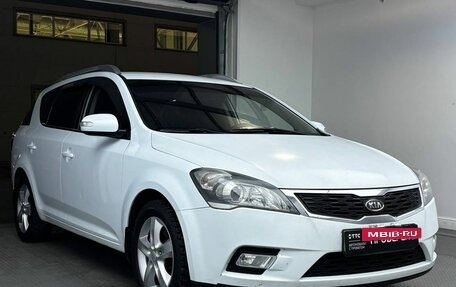 KIA cee'd I рестайлинг, 2012 год, 699 000 рублей, 3 фотография