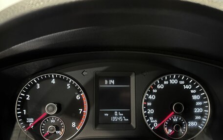 Volkswagen Jetta VII, 2012 год, 1 061 000 рублей, 11 фотография