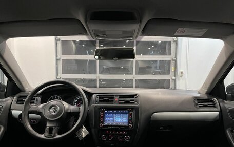 Volkswagen Jetta VII, 2012 год, 1 061 000 рублей, 9 фотография