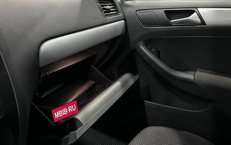 Volkswagen Jetta VII, 2012 год, 1 061 000 рублей, 30 фотография