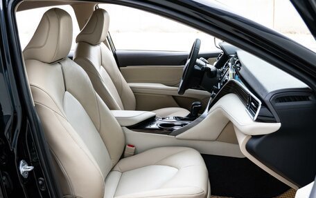 Toyota Camry, 2021 год, 2 999 000 рублей, 8 фотография