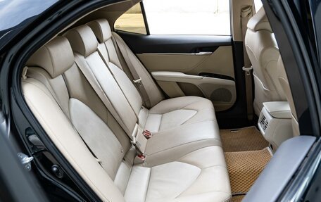 Toyota Camry, 2021 год, 2 999 000 рублей, 7 фотография