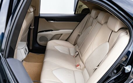 Toyota Camry, 2021 год, 2 999 000 рублей, 9 фотография
