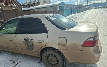 Honda Accord VII рестайлинг, 2000 год, 300 000 рублей, 1 фотография