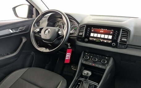 Skoda Karoq I, 2020 год, 2 200 000 рублей, 27 фотография
