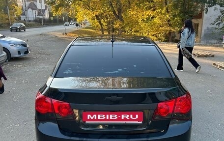 Chevrolet Cruze II, 2010 год, 550 000 рублей, 5 фотография