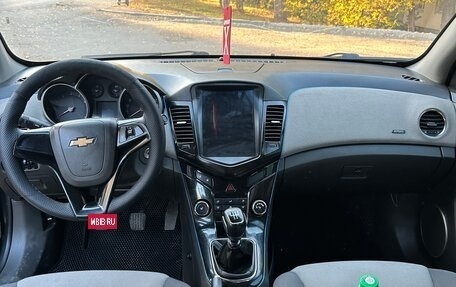 Chevrolet Cruze II, 2010 год, 550 000 рублей, 11 фотография
