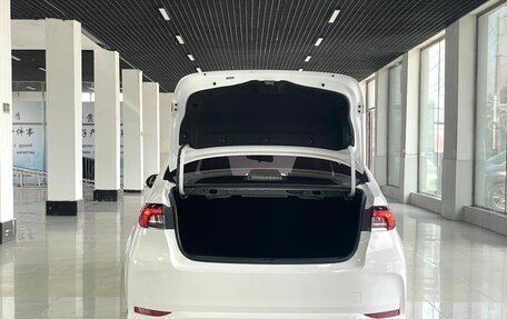 Toyota Corolla, 2022 год, 1 526 000 рублей, 10 фотография