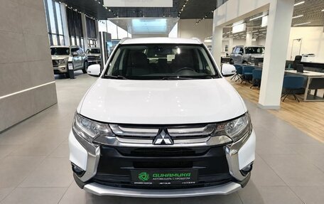 Mitsubishi Outlander III рестайлинг 3, 2016 год, 1 549 000 рублей, 2 фотография