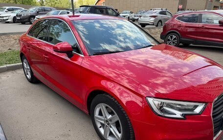 Audi A4, 2019 год, 2 450 000 рублей, 1 фотография