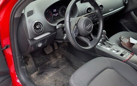 Audi A4, 2019 год, 2 450 000 рублей, 5 фотография