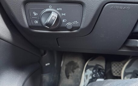 Audi A4, 2019 год, 2 450 000 рублей, 12 фотография