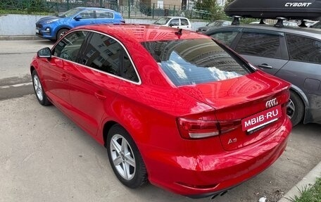 Audi A4, 2019 год, 2 450 000 рублей, 8 фотография
