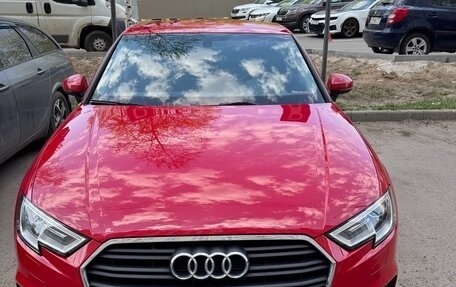 Audi A4, 2019 год, 2 450 000 рублей, 10 фотография