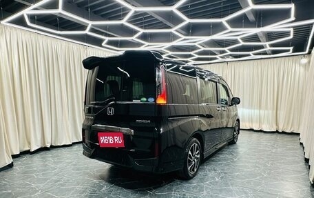 Honda Stepwgn IV рестайлинг, 2015 год, 1 899 000 рублей, 6 фотография