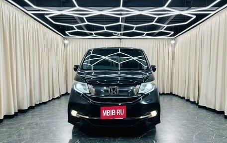 Honda Stepwgn IV рестайлинг, 2015 год, 1 899 000 рублей, 9 фотография