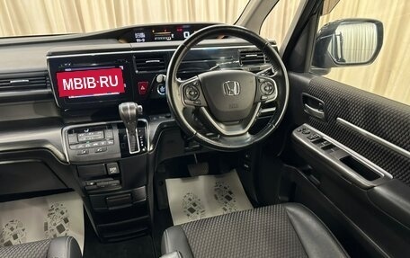 Honda Stepwgn IV рестайлинг, 2015 год, 1 899 000 рублей, 15 фотография