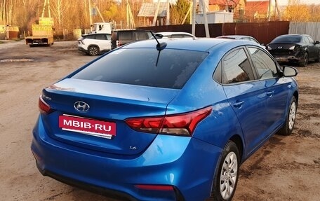 Hyundai Solaris II рестайлинг, 2019 год, 1 350 000 рублей, 4 фотография