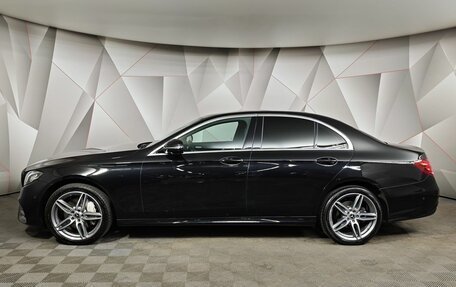 Mercedes-Benz E-Класс, 2018 год, 3 391 000 рублей, 5 фотография