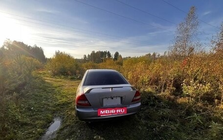 Mitsubishi Mirage VI рестайлинг, 1997 год, 180 000 рублей, 3 фотография