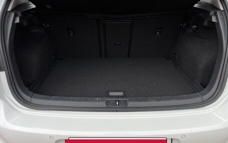 Volkswagen Golf VII рестайлинг, 2014 год, 1 500 000 рублей, 23 фотография