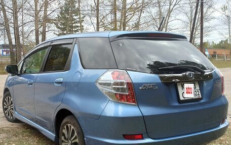 Honda Fit Shuttle I рестайлинг, 2014 год, 1 300 000 рублей, 3 фотография