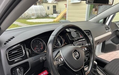 Volkswagen Golf VII рестайлинг, 2014 год, 1 500 000 рублей, 24 фотография
