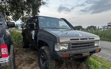 Nissan Terrano II рестайлинг, 1993 год, 650 000 рублей, 6 фотография