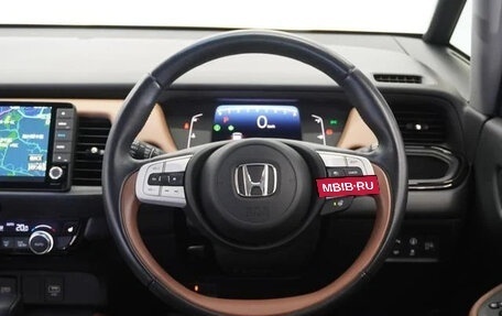 Honda Fit, 2022 год, 985 000 рублей, 11 фотография