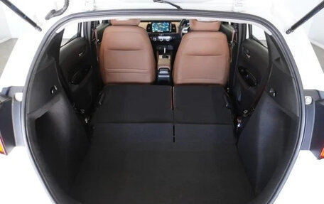 Honda Fit, 2022 год, 985 000 рублей, 30 фотография