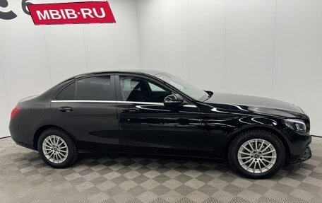 Mercedes-Benz C-Класс, 2018 год, 2 650 000 рублей, 10 фотография